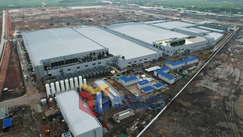 Nhà máy của Tập đoàn Jinko Solar Việt Nam tại KCN Sông Khoai (5-2022). Ảnh: Đỗ Phương