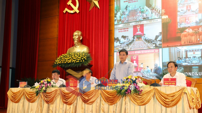 Chủ tịch UBND tỉnh Nguyễn Văn Thắng, điều hành tham luận phân tích nguyên nhân các chỉ số PCI (5-2020). Ảnh: Đỗ Phương