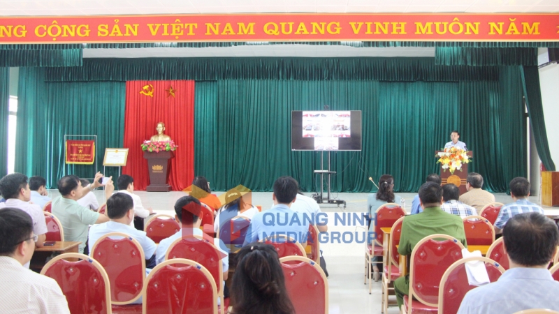 Đồng chí Nguyễn Xuân Ký, Bí thư Tỉnh ủy, Chủ tịch HĐND tỉnh phát biểu chỉ đạo tại buổi làm việc với huyện Đầm Hà được trực tuyến đến cấp xã (6-2022). Ảnh: Thu Chung