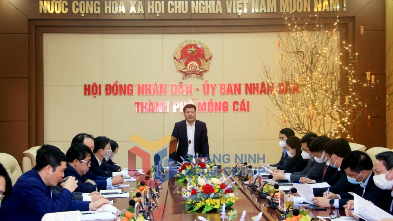 Đồng chí Nguyễn Hồng Diên, Bộ trưởng Bộ Công Thương phát biểu tại buổi làm việc (1-2022). Ảnh: Ảnh Trường