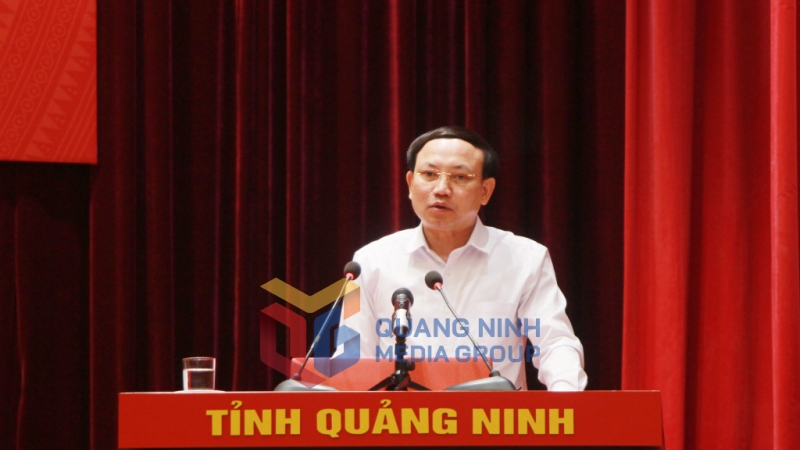 Đồng chí Nguyễn Xuân Ký, Ủy viên Trung ương Đảng, Bí thư Tỉnh ủy, Chủ tịch HĐND tỉnh, phát biểu chỉ đạo tại hội nghị (8-2022). Ảnh: Thu Chung