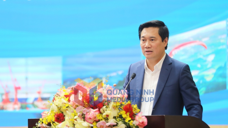 Đồng chí Nguyễn Tường Văn, Thứ trưởng Bộ Xây dựng phát biểu tại hội nghị.
