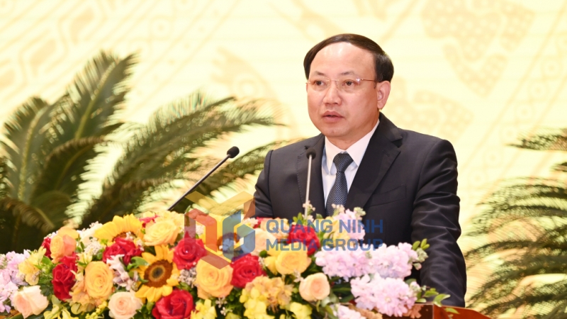 Đồng chí Nguyễn Xuân Ký, Ủy viên Trung ương Đảng, Bí thư Tỉnh ủy, Chủ tịch HĐND tỉnh, phát biểu tại hội nghị (3-2023). Ảnh Thu Chung