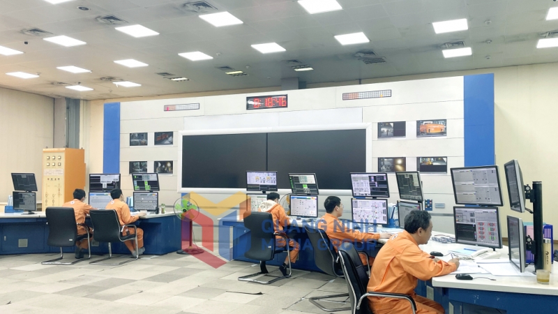 Trung tâm điều hành của Công ty CP Nhiệt điện Quảng Ninh (3-2023). Ảnh: Cao Quỳnh