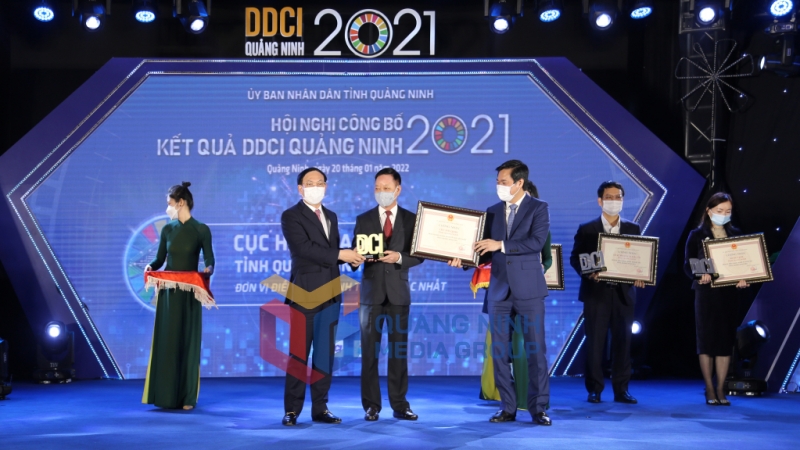 Cục Hải quan tỉnh Quảng Ninh đứng đầu khối các sở, ngành trong bảng xếp hạng DDCI năm 2021 của tỉnh (1-2022). Ảnh: Minh Hà