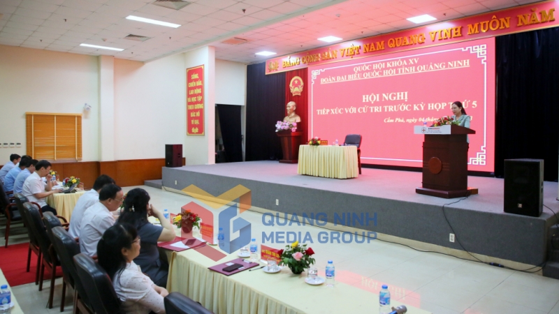 Đồng chí Đỗ Thị Lan, Phó Chủ nhiệm Ủy ban Xã hội của Quốc hội, ĐBQH tỉnh Quảng Ninh khóa XV, tiếp xúc cử tri TP Cẩm Phả.
