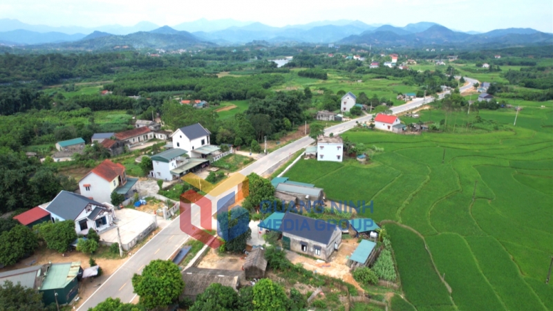 2023-09_Tuyến đường kết nối từ KKT cửa khẩu Móng Cái đến KKT cửa khẩu Bắc Phong Sinh. Ảnh: Thu Chung