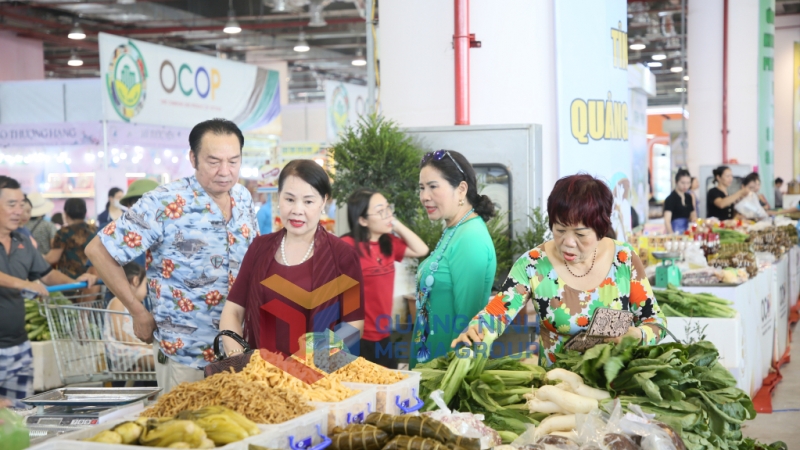 2023-10_Hội chợ OCOP khu vực Đông Bắc - Quảng Ninh. Ảnh: Minh Đức