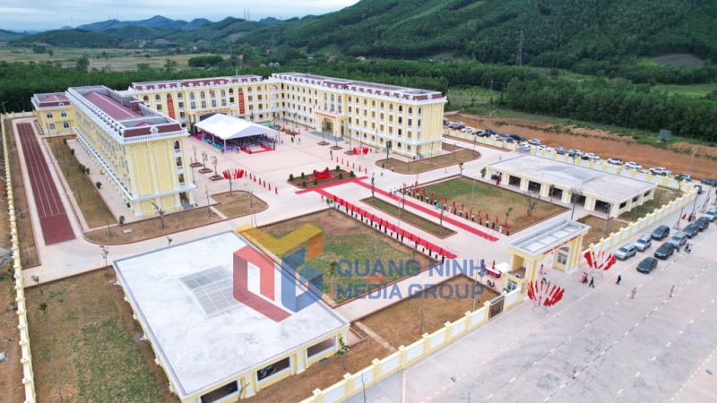 2023-10_Toàn cảnh Trường THCS&THPT Quảng La (TP Hạ Long). Ảnh: Trung tâm Truyền thông tỉnh