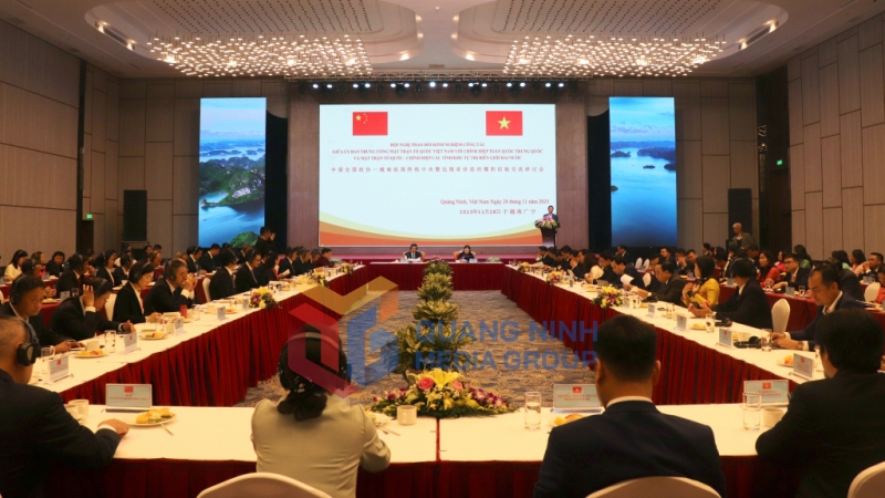 Hội nghị trao đổi kinh nghiệm công tác mặt trận và công tác chính hiệp giữa Ủy ban Trung ương MTTQ Việt Nam với Chính hiệp toàn quốc Trung Quốc và MTTQ - Chính hiệp các tỉnh/khu tự trị biên giới hai nước (11-2023). Ảnh: Thu Chung