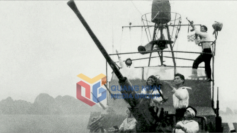 Lực lượng hải quân Quảng Ninh trong trận chiến ngày 5-8-1964 bên sông Cửa Lục. Ảnh: Tư liệu