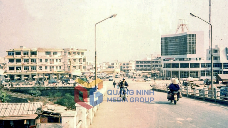 Trung tâm thị xã Móng Cái năm 1998. Ảnh: Tư liệu