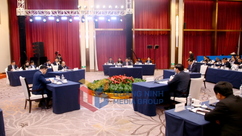 Hội nghị do Chủ tịch Uỷ ban công tác liên hợp song phương gồm 4 đồng chí Phó Chủ tịch UBND 4 tỉnh của Việt Nam và Phó Chủ tịch Khu tự trị dân tộc Choang Quảng Tây - Trung Quốc đồng chủ trì (2-2024). Ảnh: Thành Công