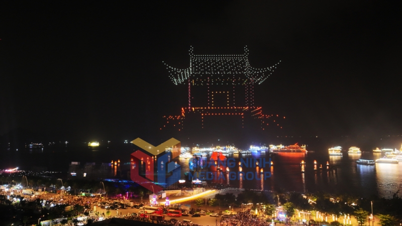 Carnaval Hạ Long 2024 - Hình ảnh Chùa Đồng - biểu tượng văn hóa tâm linh trên đỉnh non thiêng Yên Tử.
