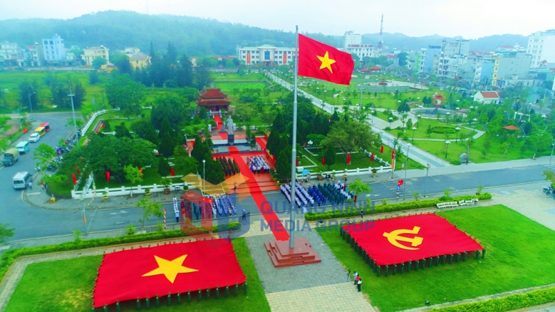 Lễ thượng cờ Tổ quốc (5-2024). Ảnh: Nguyễn Thanh