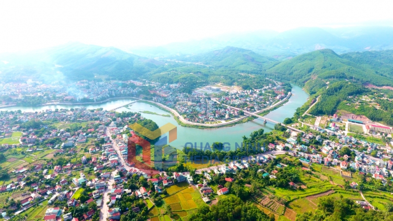 Toàn cảnh trung tâm huyện Tiên Yên (6-2024). Ảnh: Trần Hoàn (CTV)
