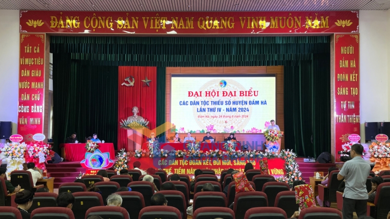 Toàn cảnh Đại hội đại biểu các dân tộc thiểu số huyện Đầm Hà lần thứ IV, năm 2024 (6-2024). Ảnh: Đỗ Hùng