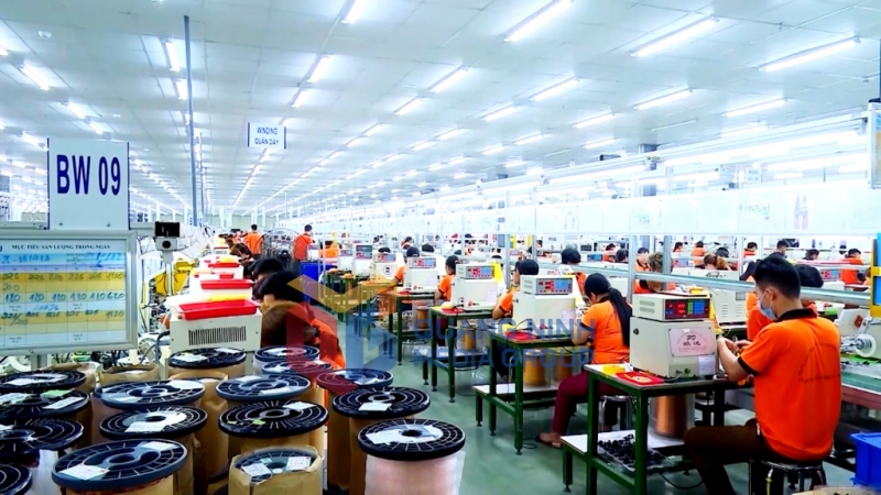 Sản xuất tại CCN Cẩm Thịnh (TP Cẩm Phả) (7-2024). Ảnh Mạnh Trường