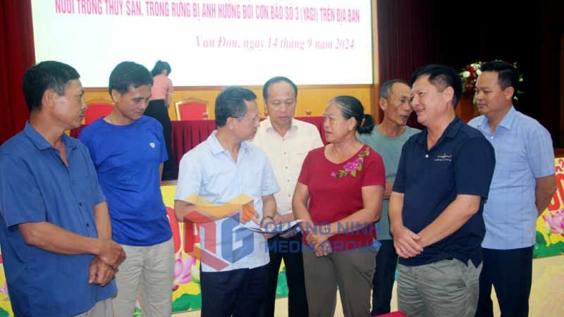 2024-09_Chủ tịch UBND tỉnh Cao Tường Huy gặp mặt, tiếp nhận các kiến nghị của người NTTS, trồng rừng ở Vân Đồn bị thiệt hại do bão số 3. Ảnh Đỗ Phương