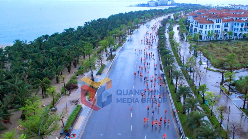 Giải VnExpress Marathon Amazing Halong 2024 (9-2024). Ảnh: Hà Phong
