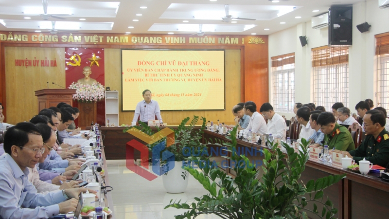 Đồng chí Vũ Đại Thắng, Ủy viên Trung ương Đảng, Bí thư Tỉnh ủy, kết luận buổi làm việc với huyện Hải Hà (11-2024). Ảnh: Mạnh Trường