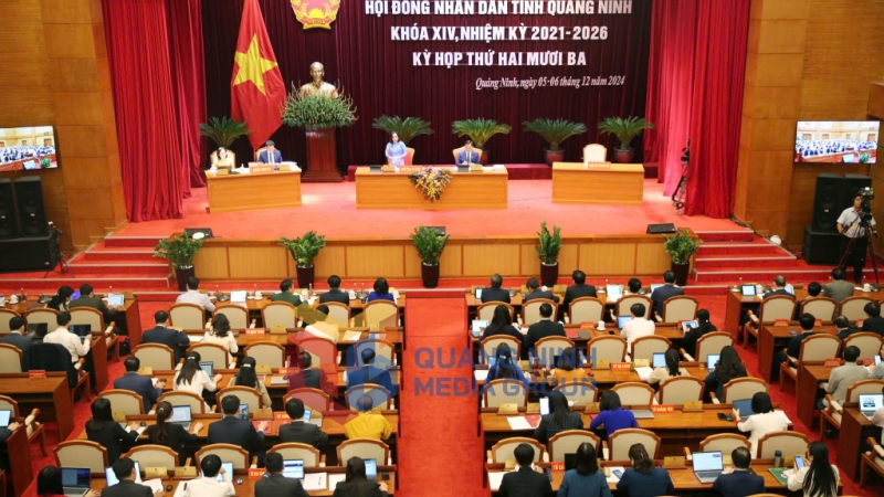 2024-12_Kỳ họp thứ 23 HĐND tỉnh khóa XIV- Phiên chất vấn tại kỳ họp 23 HĐND tỉnh khóa XIV. Ảnh Đỗ Phương