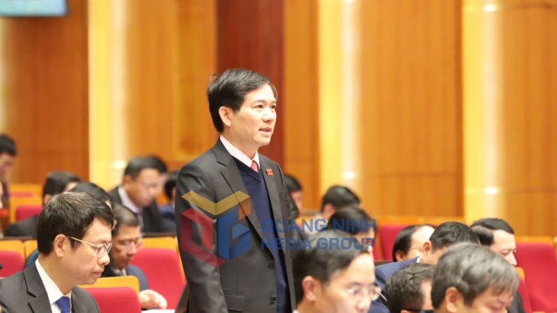 Các đại biểu phát biểu tại Kỳ họp (2-2025). Ảnh: Đỗ Phương