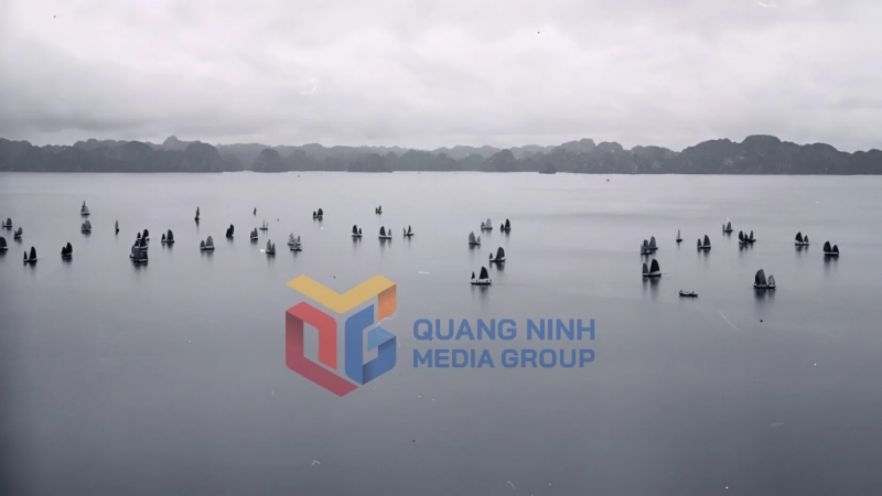 Vịnh Hạ Long năm 1938-1947. Ảnh: Otofun.net