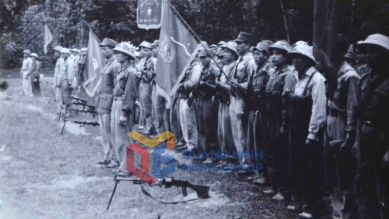 Lễ xuất quân của Binh đoàn Than năm 1967. Ảnh: Đoàn Đạt
