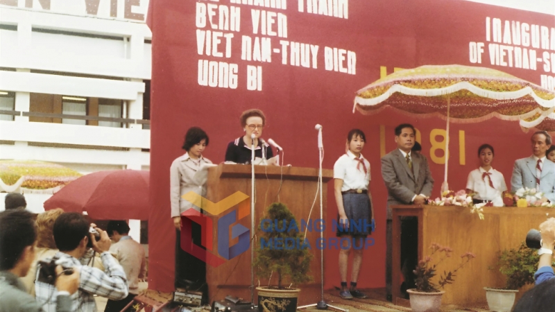 Lễ khánh thành Bệnh viện Việt Nam -Thụy Điển Uông Bí. Ảnh tư liệu