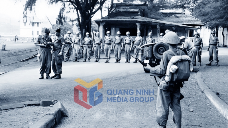 Thực hiện các điều khoản trong Hiệp định Giơ-ne-vơ, ngày 24-4-1955, quân Pháp rút khỏi Hòn Gai, khu Hồng Quảng (nay là Quảng Ninh). Ảnh: Tư liệu