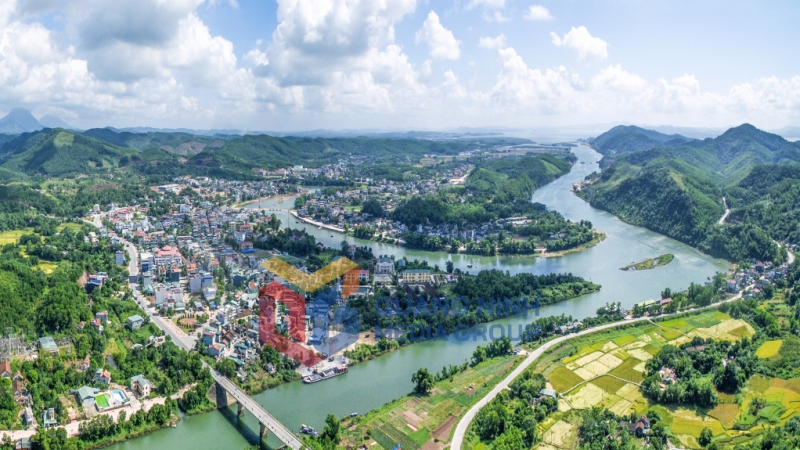 Toàn cảnh đô thị Tiên Yên hiện nay (5-2025). Ảnh: PV