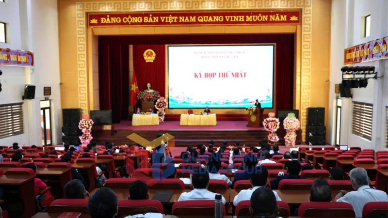 Kỳ họp thứ nhất HĐND phường Uông Bí, nhiệm kỳ 2021-2026 (7-2025). Ảnh: Hoàng Quỳnh