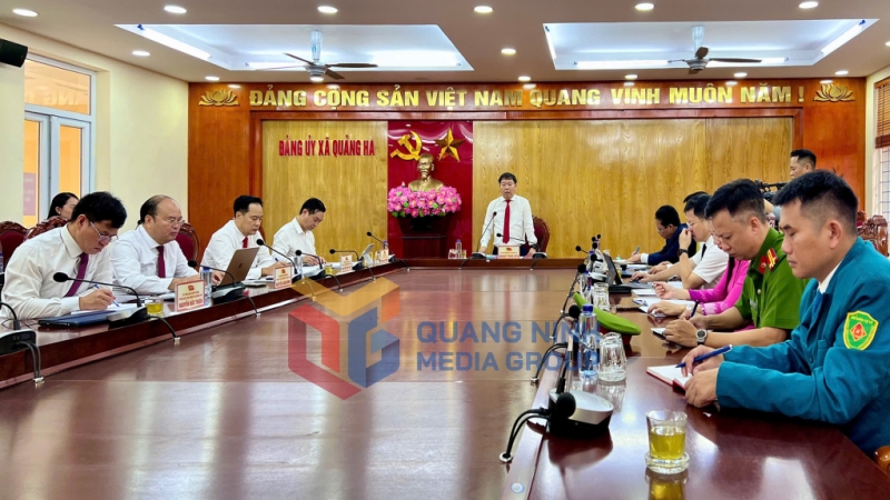 Đảng ủy xã Quảng Hà tiến hành hội nghị Ban Thường vụ lần thứ nhất (7-2025). Ảnh: PV