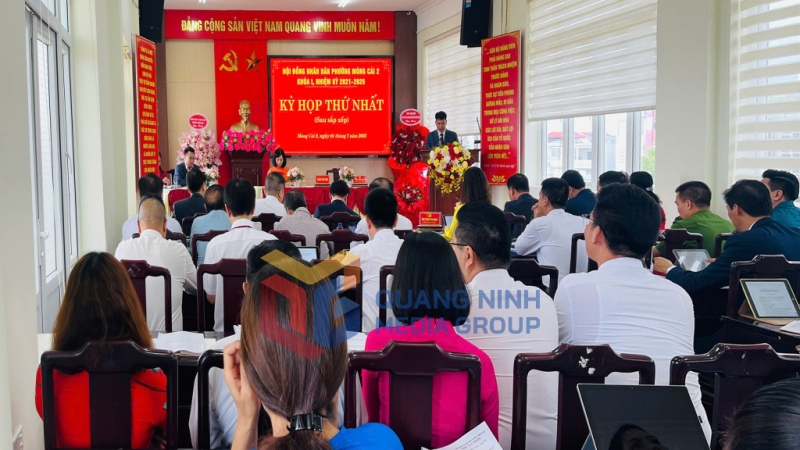 Quang cảnh kỳ họp HĐND phường Móng Cái 2 (7-2025). Ảnh: PV