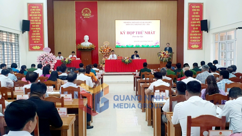 Kỳ họp thứ nhất, HĐND xã khoá XVI, nhiệm kỳ 2021-2026 (7-2025). Ảnh: PV