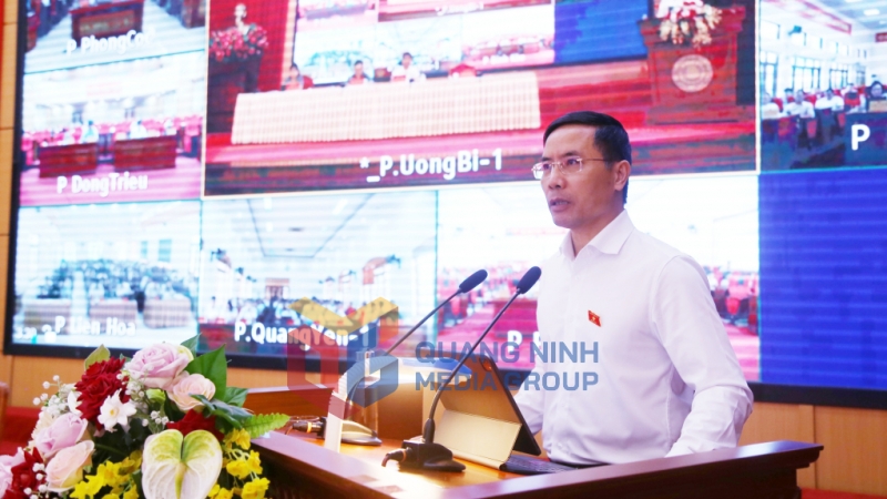 2025-07_Đoàn ĐBQH tỉnh tổ chức hội nghị tiếp xúc cử tri sau Kỳ họp thứ 9 tại phường Uông Bí - Chủ tịch UBND tỉnh Phạm Đức Ấn, phát biểu tại buổi tiếp xúc cử tri. Ảnh: Thu Chung