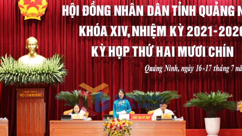 Đoàn chủ tọa điều hành kỳ họp (7-2025). Ảnh: Đỗ Phương