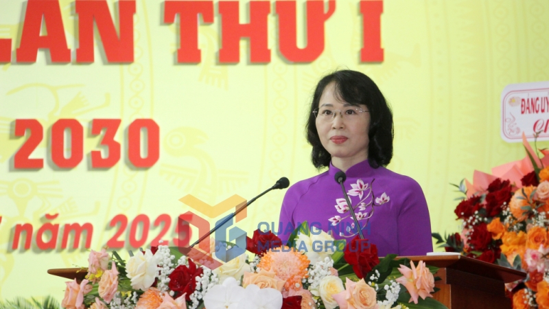 Đồng chí Trịnh Thị Minh Thanh, Phó Bí thư Thường trực Tỉnh ủy, Chủ tịch HĐND tỉnh, phát biểu chỉ đạo Đại hội (7-2025). Ảnh: Mạnh Trường