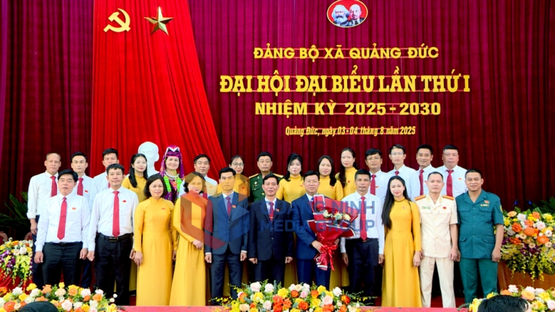 Ban Chấp hành Đảng bộ xã Quảng Đức nhiệm kỳ 2025-2030 ra mắt Đại hội (8-2025). Ảnh: Hồng Việt