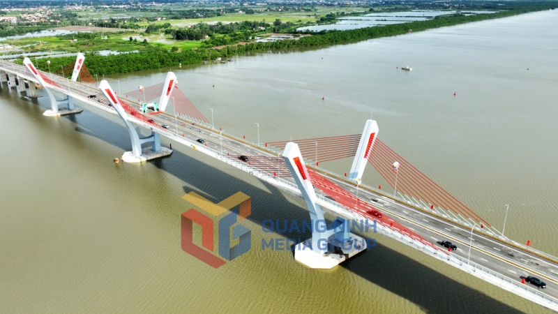 Cầu Bến Rừng kết nối mới giữa Quảng Ninh - Hải Phòng. Ảnh: Đỗ Phương