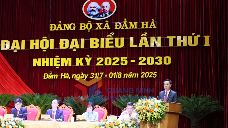 Đồng chí Lê Văn Ánh, Phó Chủ tịch UBND tỉnh, phát biểu chỉ đạo tại đại hội (8-2025). Ảnh: Thu Phương