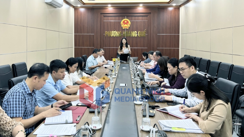 Ban Pháp chế HĐND tỉnh làm việc tại phường Hoàng Quế (8-2025). Ảnh: Đinh Hằng