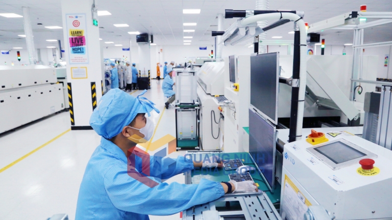 Dây chuyền sản xuất tại nhà máy được đầu tư đồng bộ, hiện đại (8-2025). Ảnh: Nguyễn Thanh