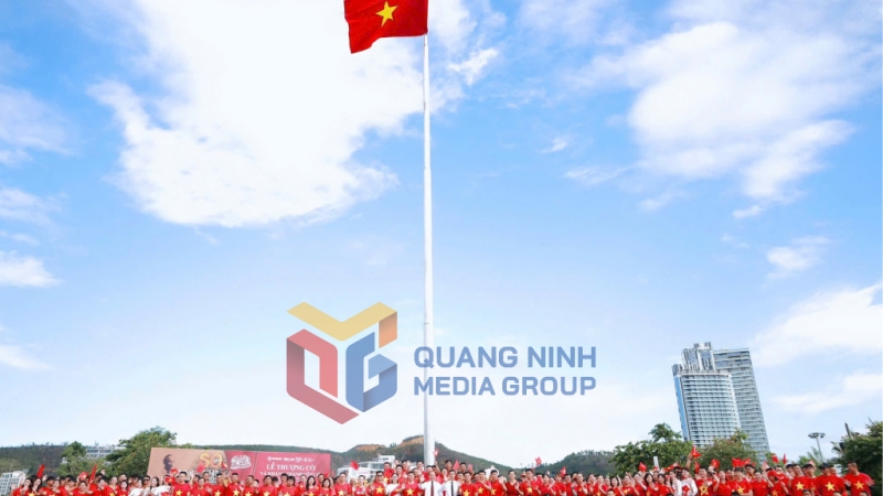 2025-09_Cột cờ Tổ quốc được khánh thành vào sáng nay tại phường Bãi Cháy. Ảnh: PV