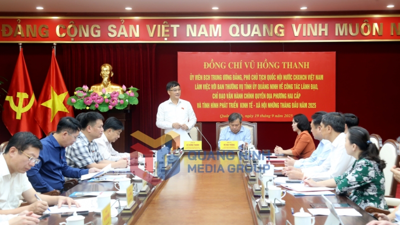 2025-09_Phó Chủ tịch Quốc hội Vũ Hồng Thanh làm việc với Ban Thường vụ Tỉnh ủy. Ảnh: Thu Chung