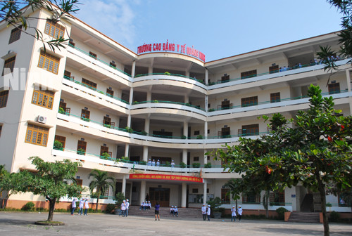 Trường cao đẳng y tế Quảng Ninh