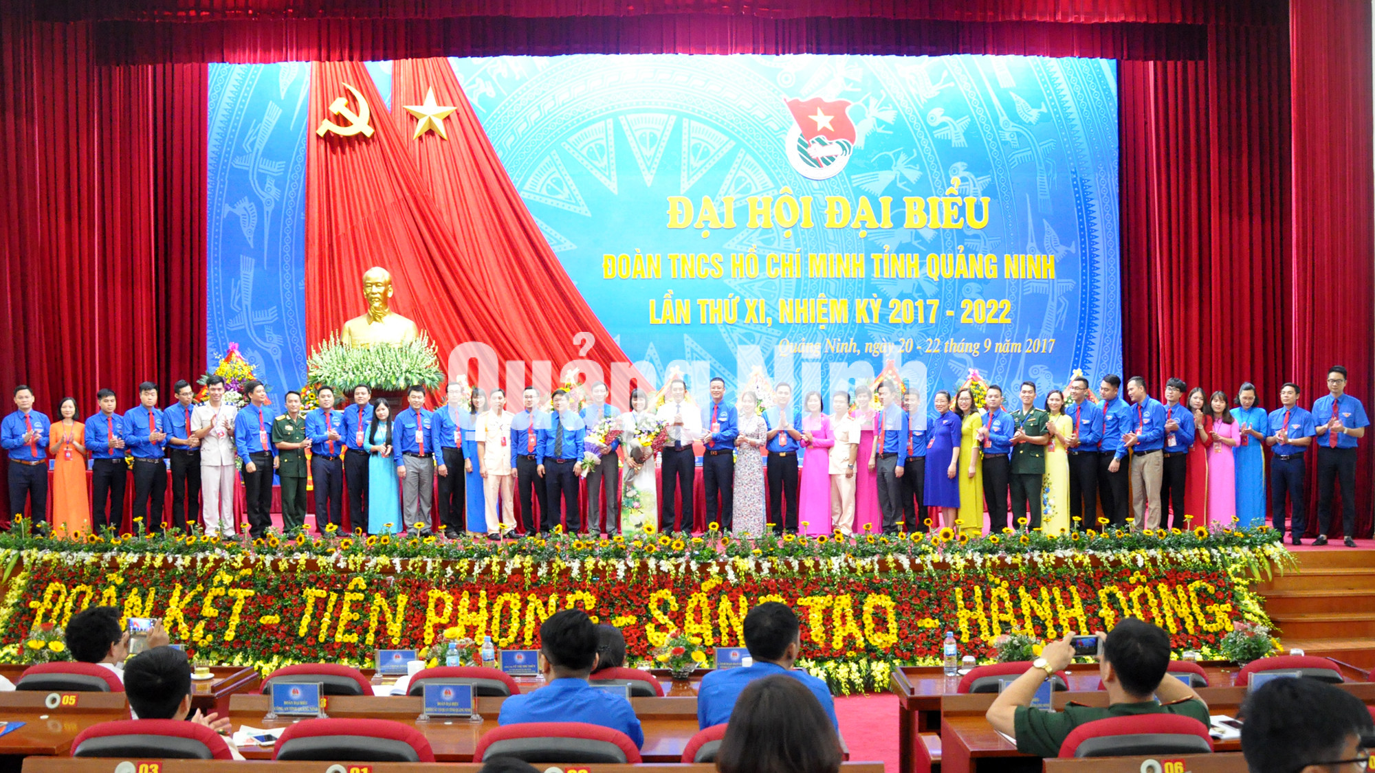 Ban Chấp hành Đoàn Thanh niên tỉnh Quảng Ninh khóa XI ra mắt Đại hội.
