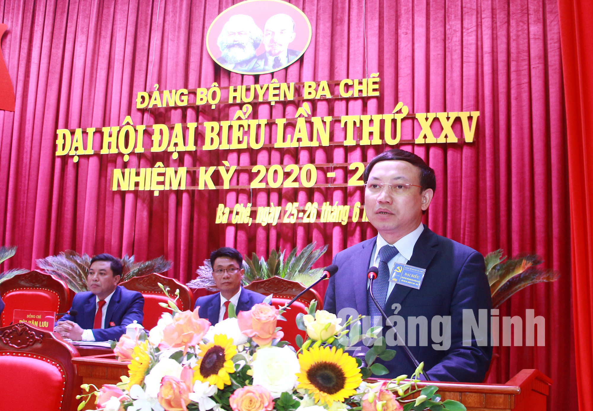 Đồng chí Nguyễn Xuân Ký, Bí thư Tỉnh ủy, Chủ tịch HĐND tỉnh, phát biểu chỉ đạo tại Đại hội (6-2020). Ảnh: Mạnh Trường