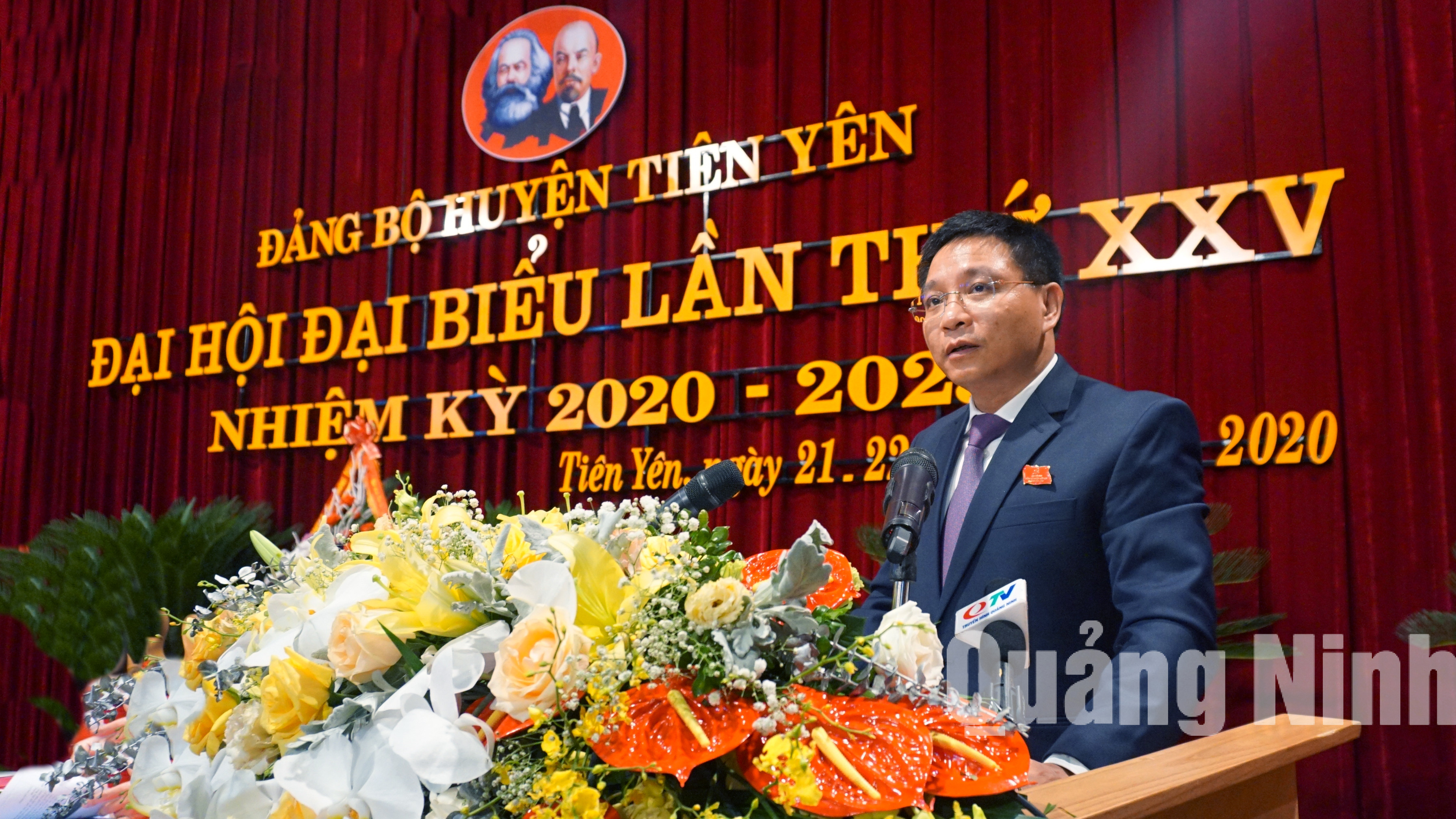 Đồng chí Nguyễn Văn Thắng, Phó Bí thư Tỉnh ủy, Chủ tịch UBND tỉnh, phát biểu chỉ đạo tại đại hội (7-2020). Ảnh: Nguyễn Thanh